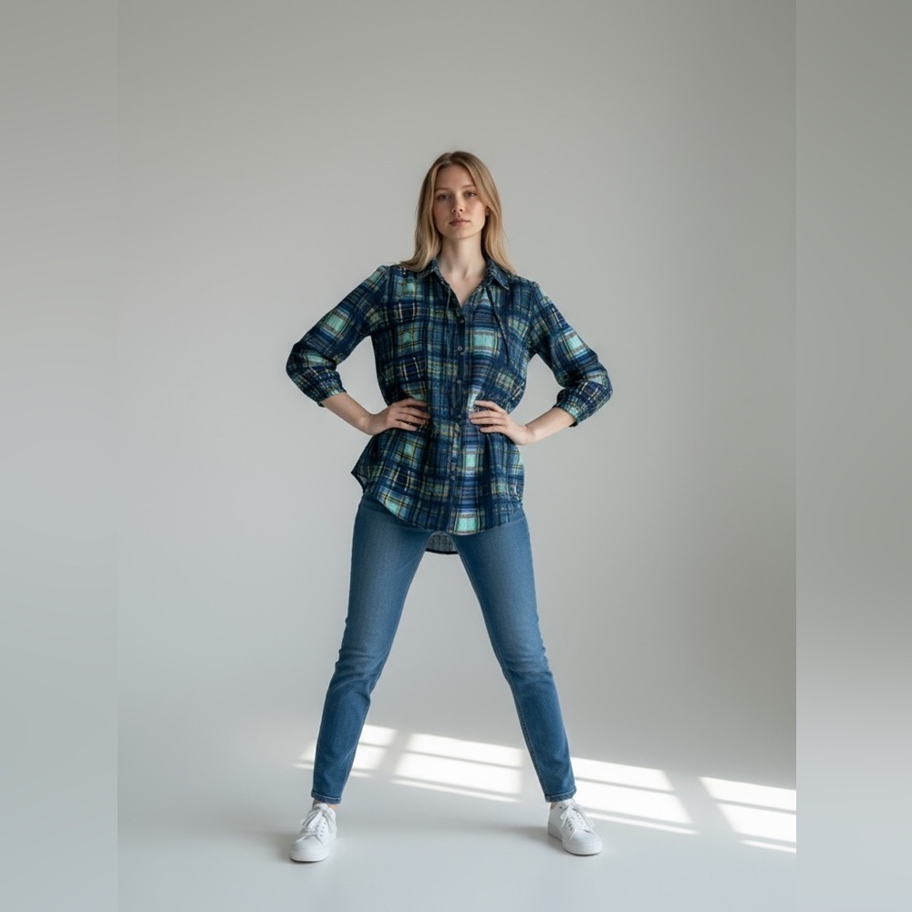 Princess Vera Wang Blue Plaid Button-Up Tunic